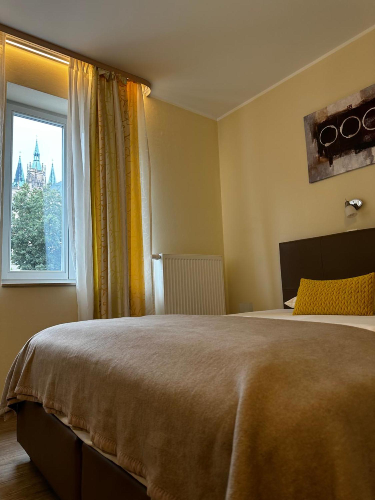 Hotelpension Am Dom แอร์ฟวร์ท ภายนอก รูปภาพ